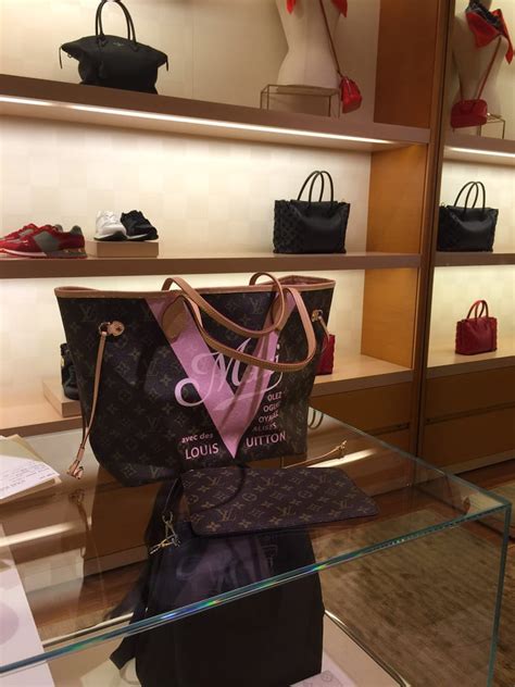 lahaina louis vuitton|louis vuitton hawaii exclusive.